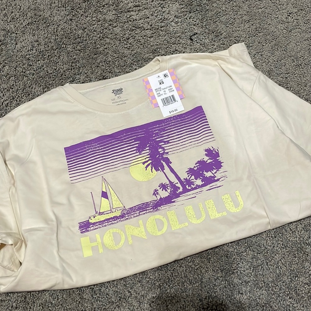 Ascot and Hart Honolulu short sleeve graphic boyfriend tshirt